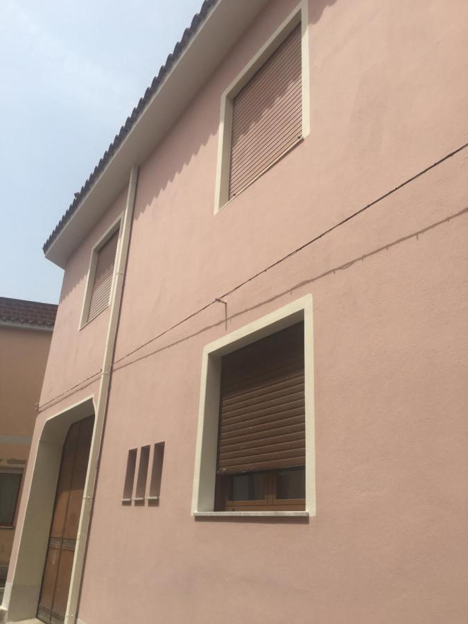 Casa Rosa Di Maria Gabriella San Vito A 30 Km Da Villasimius Eksteriør billede